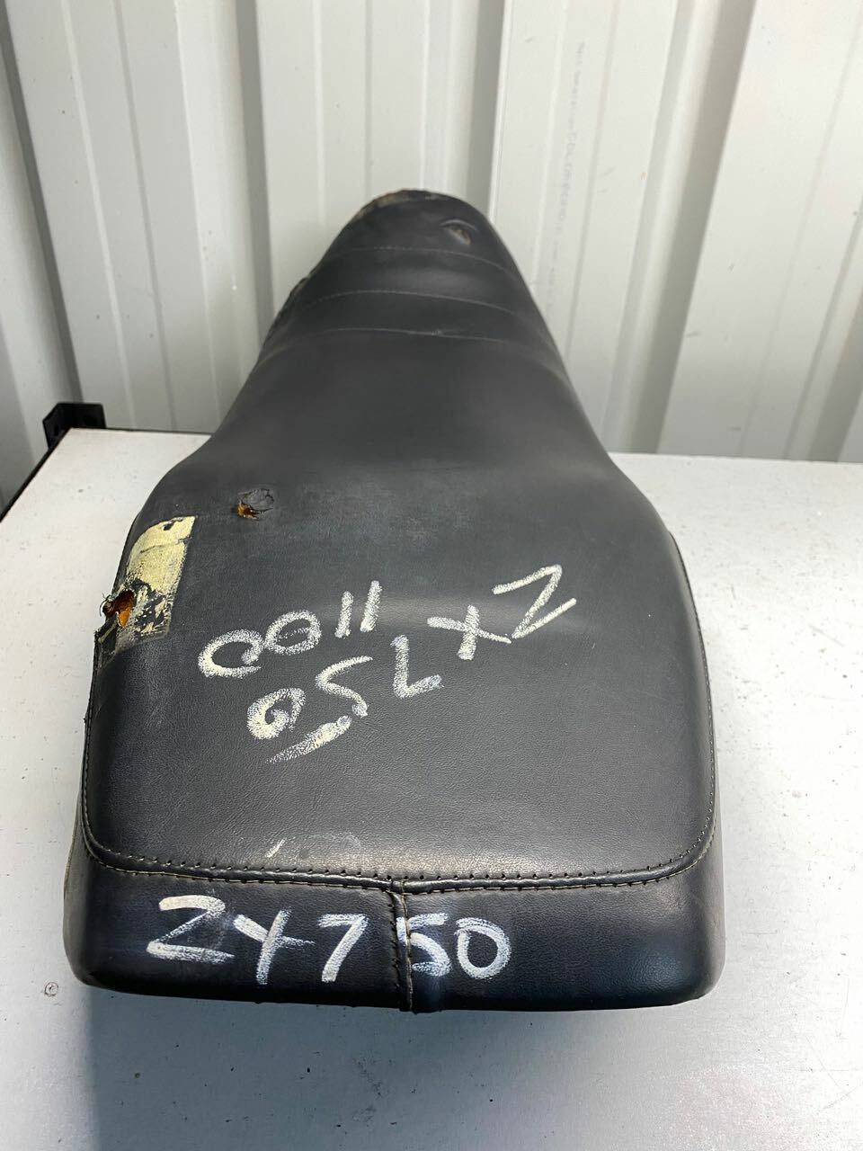Kawasaki ZX750 ZX1100 Seat