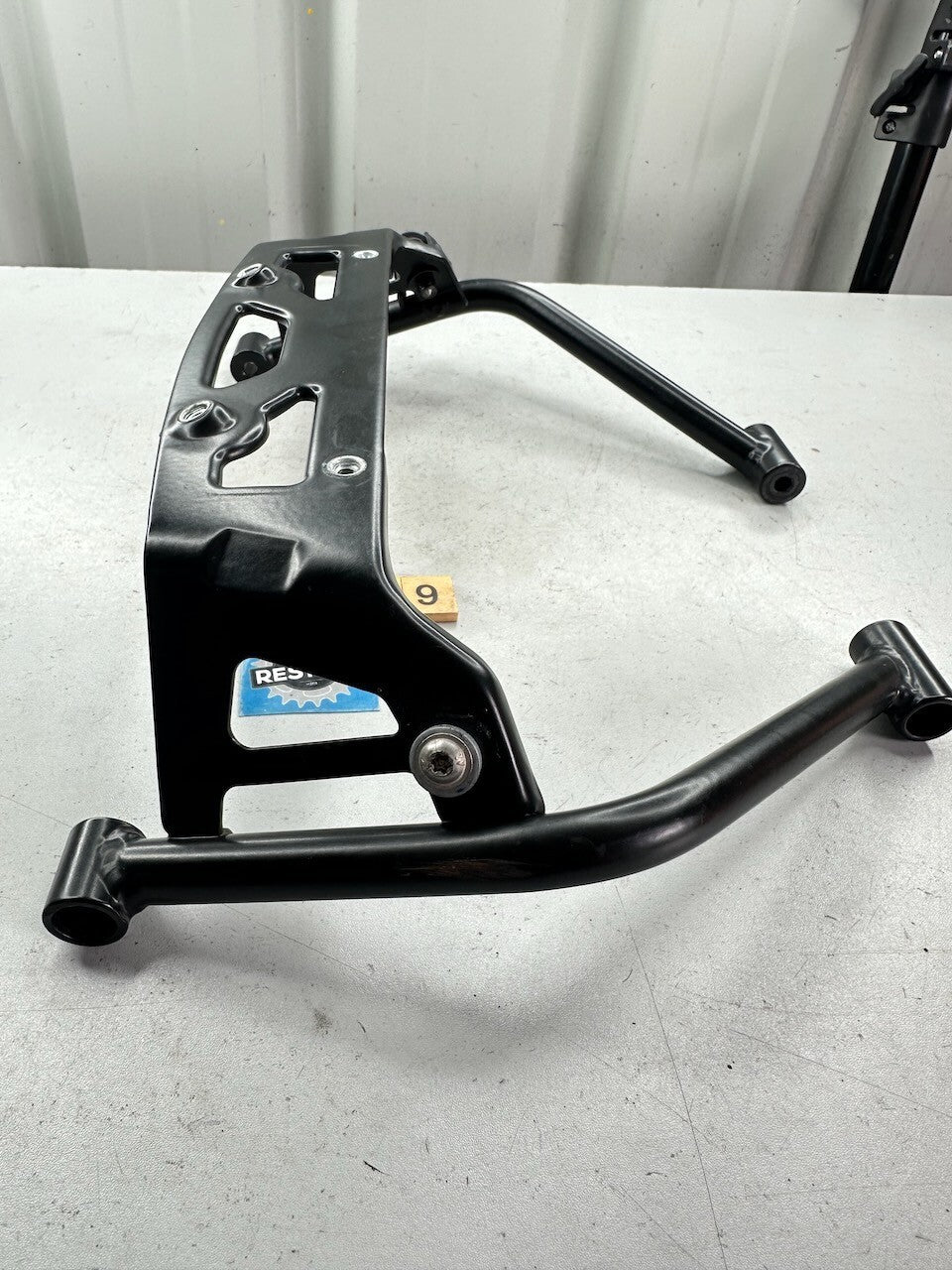 BMW K1300R '07-15' K1200R '04-08' Dashboard Support Bracket 46637681929