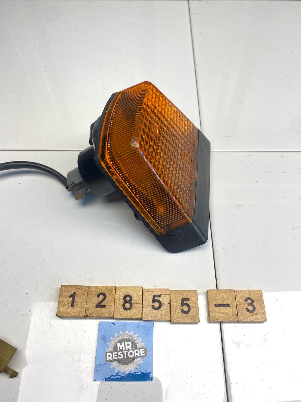 Kawasaki GPZ1000 RX Rear R/H Indicator & Bulb Holder Loom 23040-1124