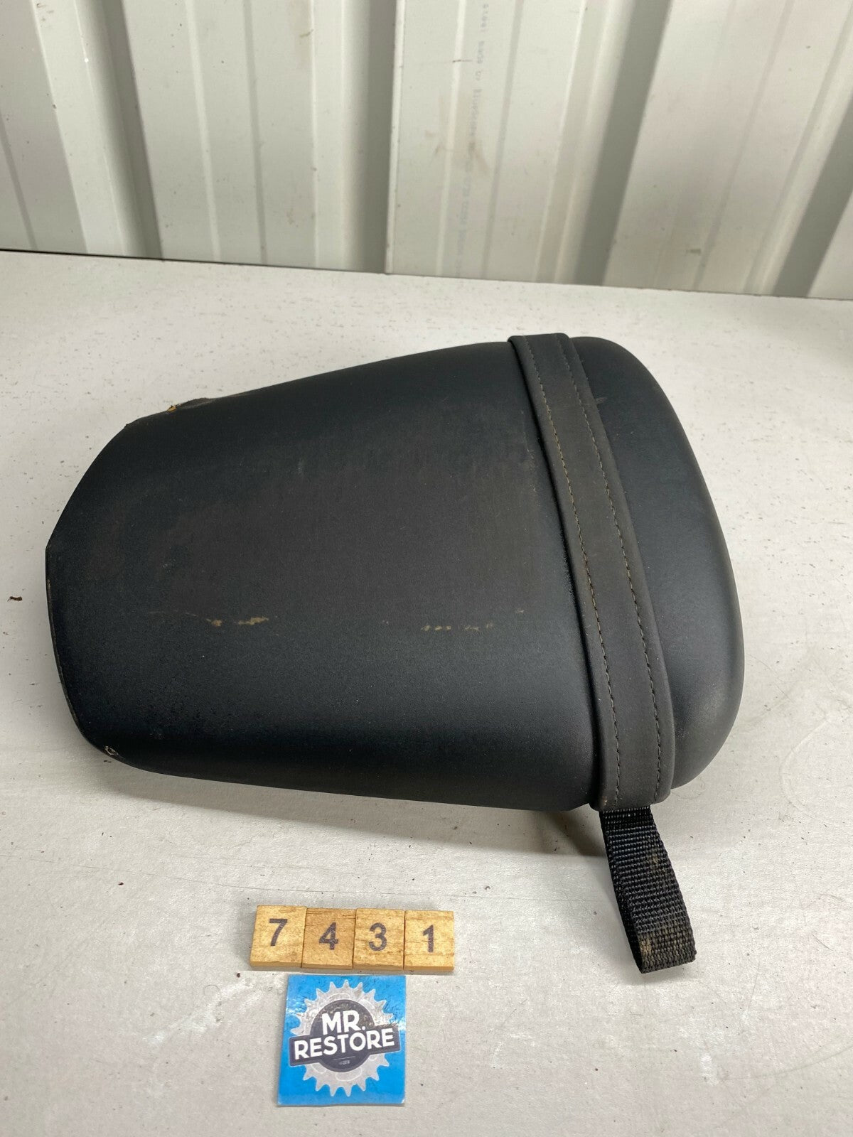 Yamaha YZF R6 Pillion Seat 2003 - 5SL-24750-00