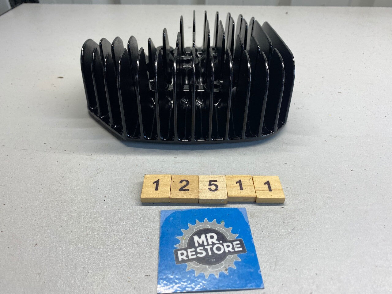 Suzuki TS185ER Cylinder Head & Dampers - Repainted