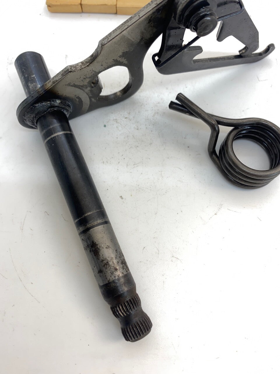 Kawasaki KZ ZX ZR Many Models Gear Shift Shaft & Spring 13161042