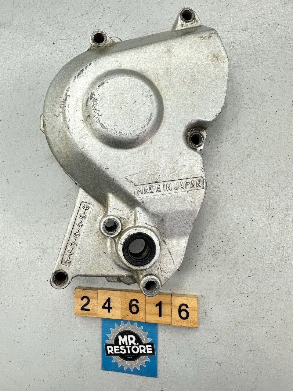 Yamaha FZR250 Front Sprocket Crankcase 2 Cover 2KR-15421-00 2KR-15421-02