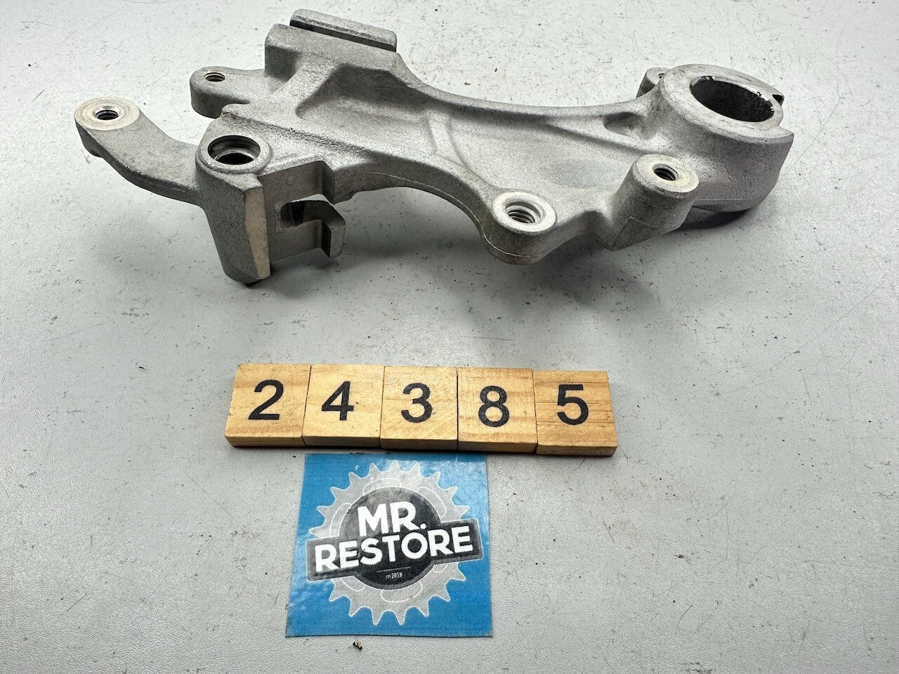 Yamaha YZF250 YZ250 F YZ400 WR400 WR250 Rear Brake Caliper Bracket
