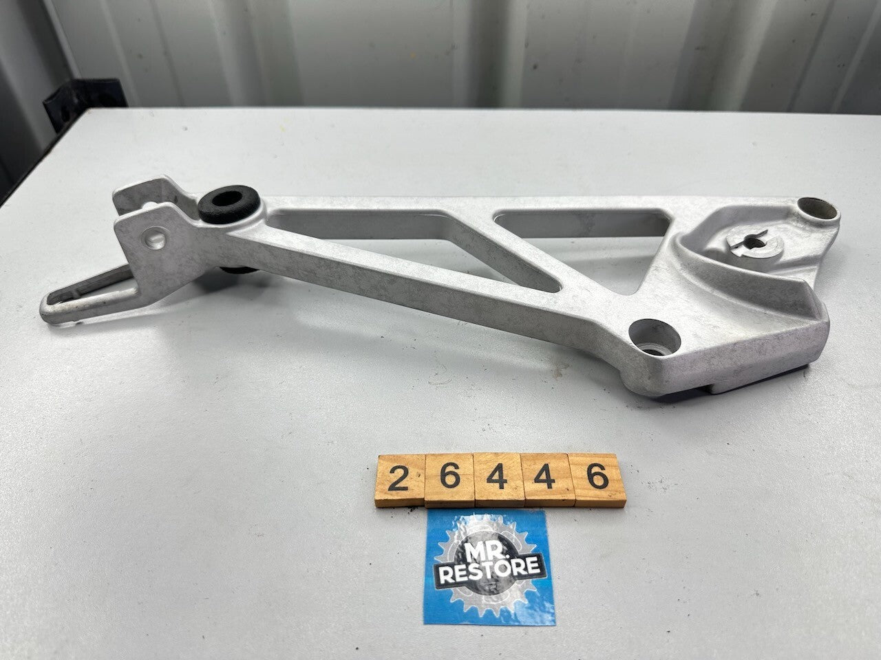 Honda VF1000 F2 '85' Left Foot Rest Peg Step Bracket 50620-MB6-630