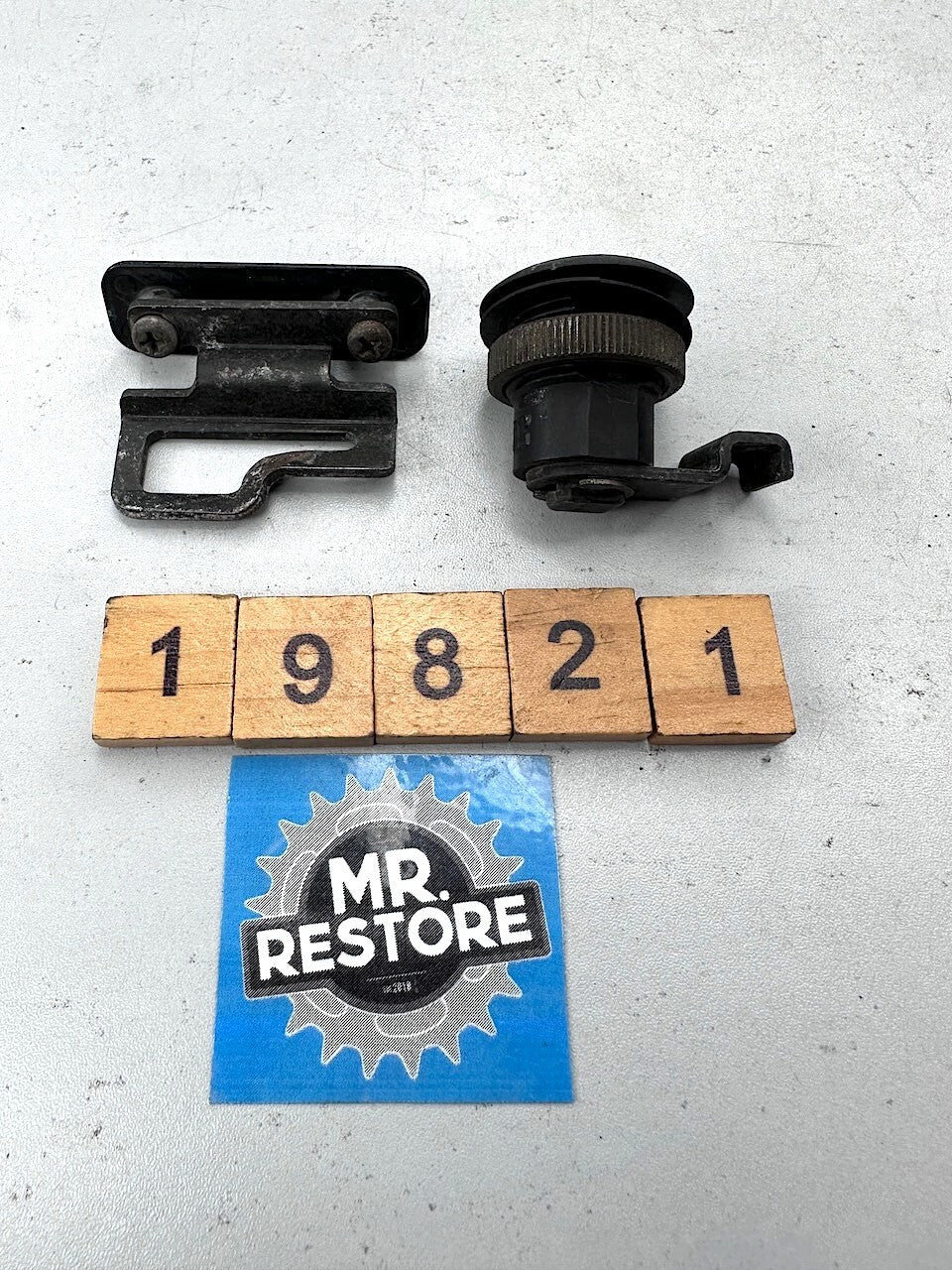Kawasaki ZX1000 ZX10 1988-90 Tool Box Lock (no key)