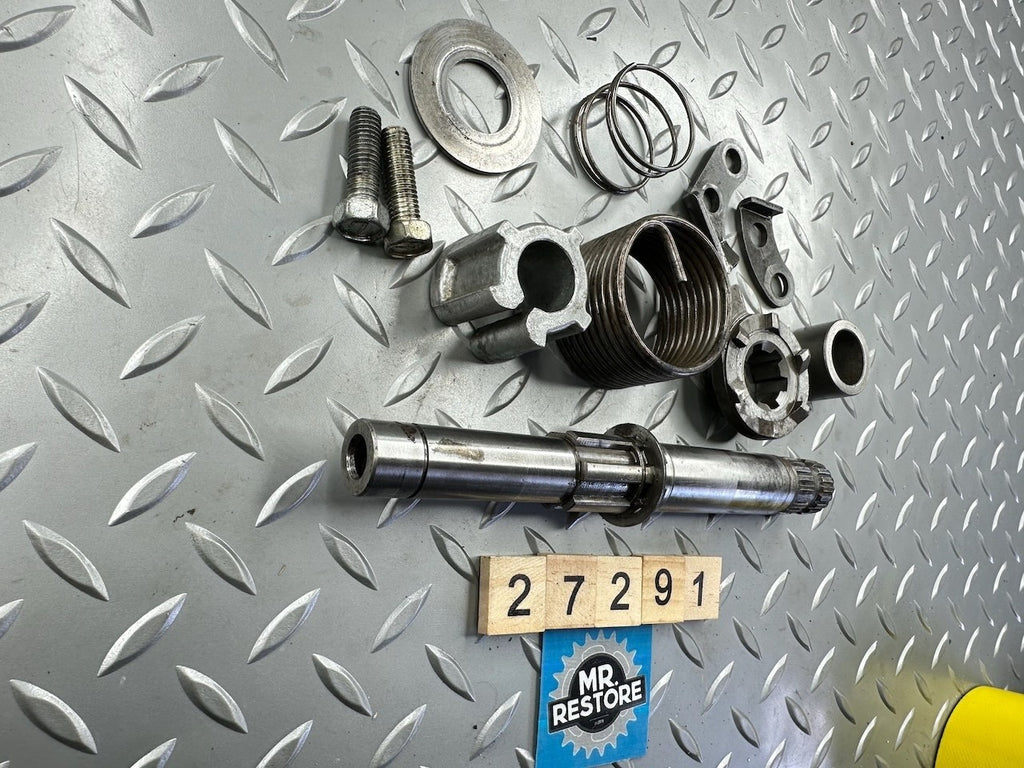 Suzuki SP370 '78-79' Kick Starter Kickstart Shaft & Parts 26211-32402