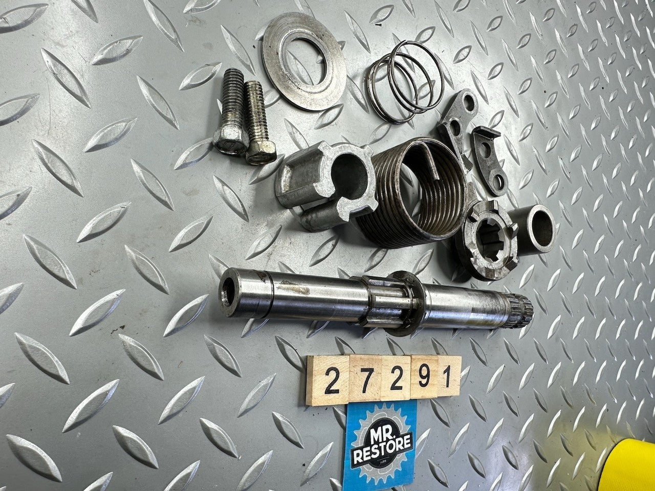 Suzuki SP370 '78-79' Kick Starter Kickstart Shaft & Parts 26211-32402