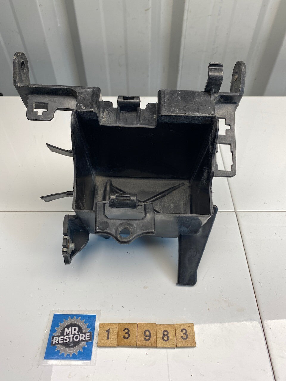 Honda CBR250RR MC22 Battery Holder Box 50325-KAZ