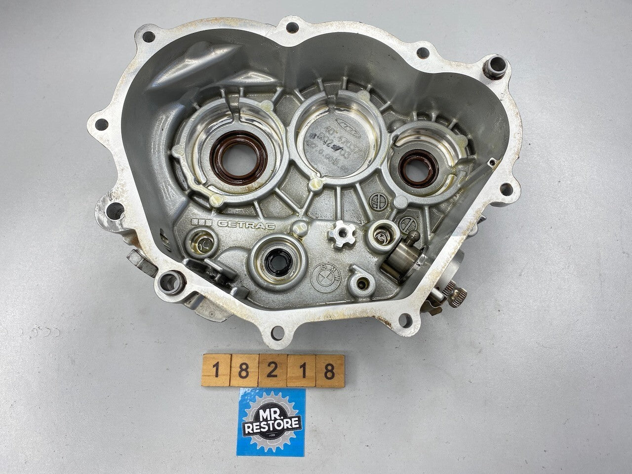 BMW R1200 R900 RT GS R - Transmission Housing Cover 23008522788