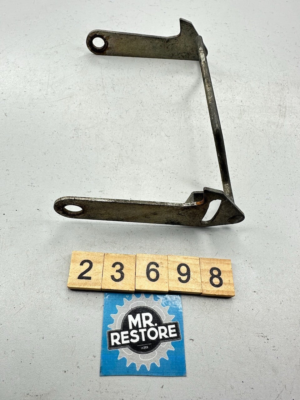 Kawasaki ZZR250 ZX250 EX250 Seat Lock Latch 49031-1056