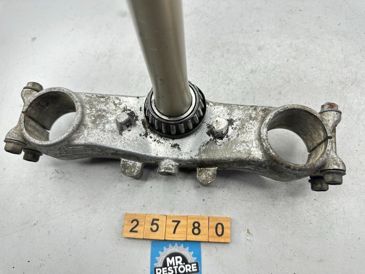 Kawasaki KX500 KX250 KX125 Triple Tree Fork Clamp Stem Under Holder 44037-1192