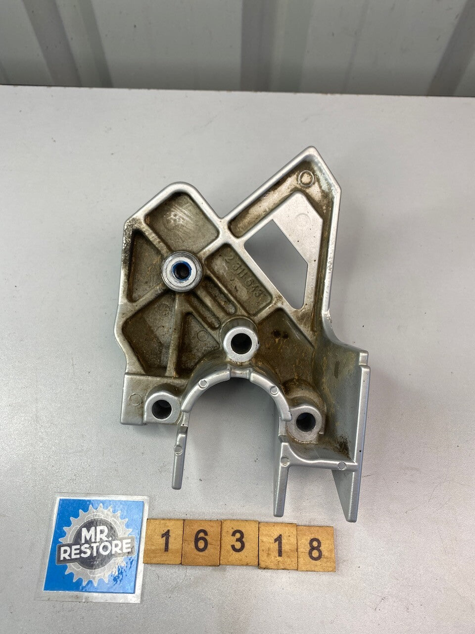 BMW R1100R R850R R1100RS L/H Footrest Plate 46 71 2 311 641