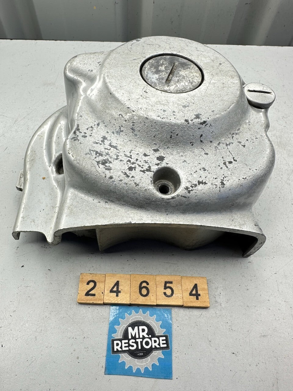 Yamaha XV250 Virago Stator Generator Crankcase Cover 1 2UJ-15411-01