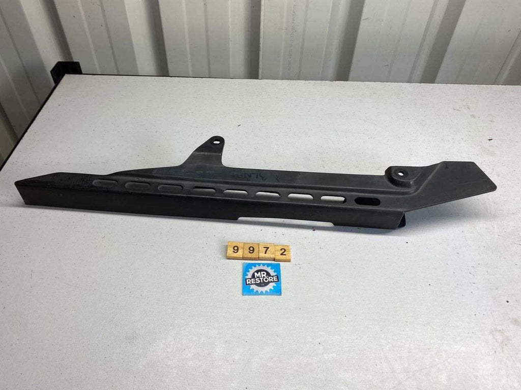 Yamaha FZR250 3LN Chain Guard OEM - 3MA-22311