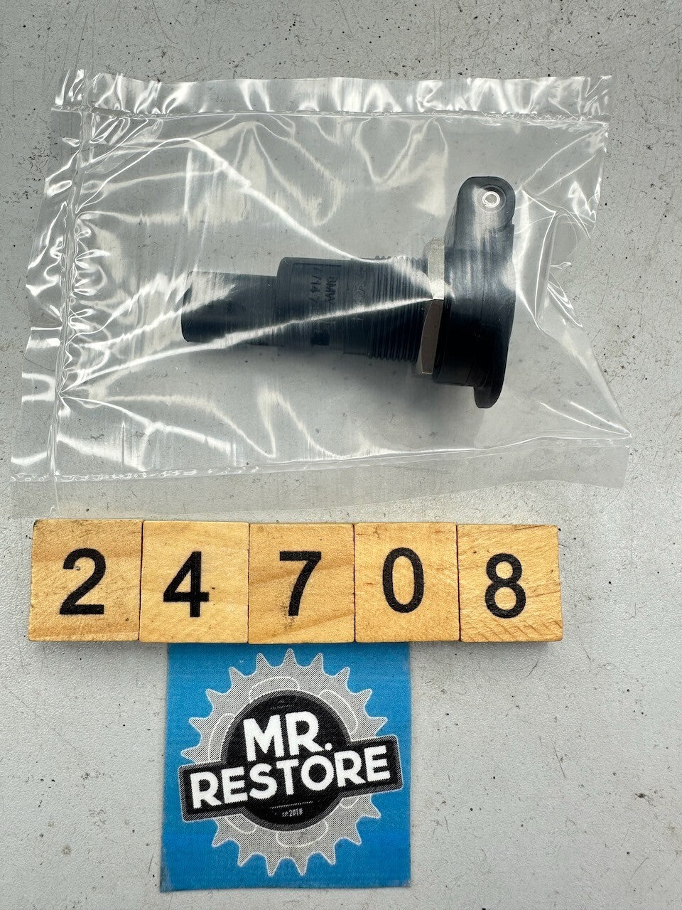 BMW Motorcycle Many Models 12v Plug-in Socket 61347714741