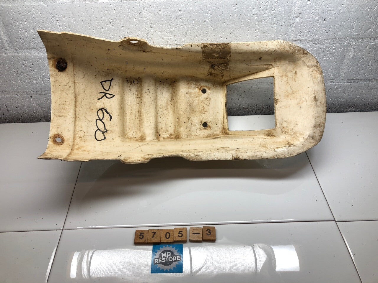 Suzuki DR500 86-88 DR600 85-89 Rear Fender Mudguard OEM 2 Colours Available