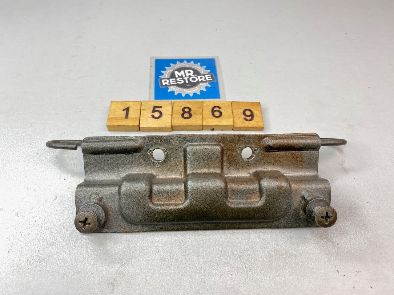 Kawasaki GPZ1100 Fork Emblem Bracket 