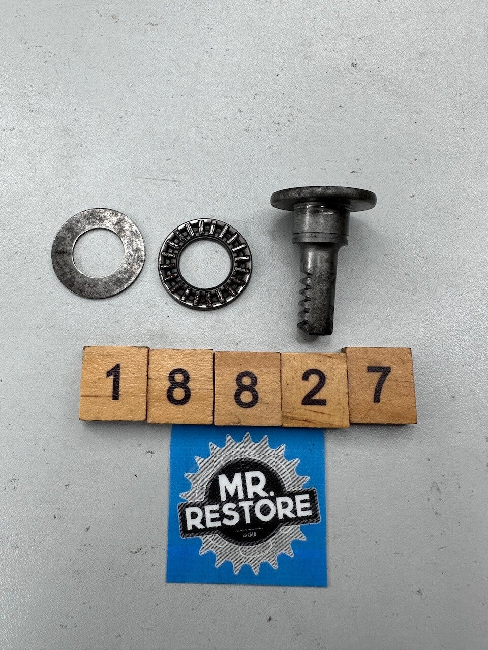 Suzuki RG500 GS500 RGV250 Clutch Release Rack & Bearing 23165-21A10