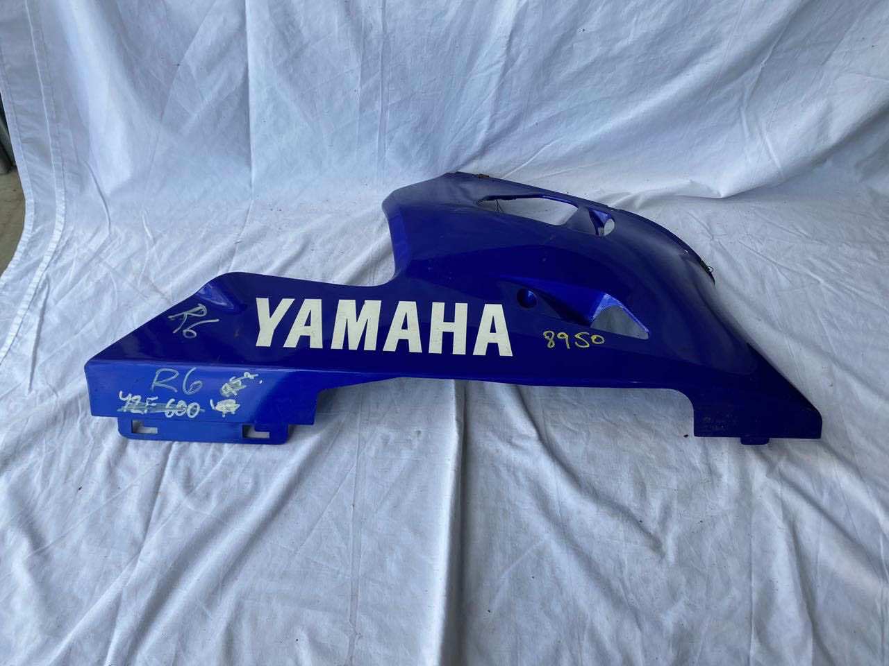 Yamaha R6 YZF 98-02 R/H Lower Fairing Panel 5EB-28395 Blue
