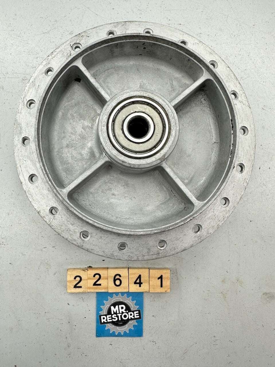 Yamaha YB100 Rear Wheel Hub 29601