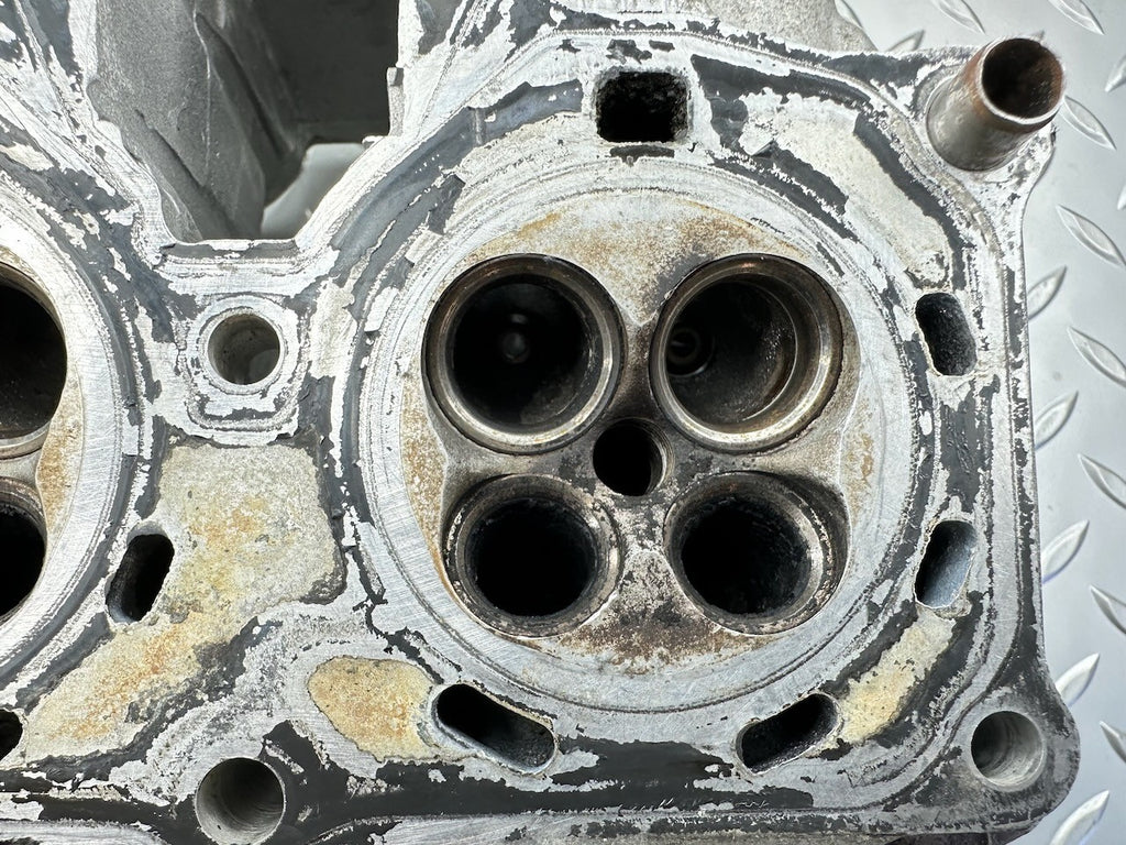 Honda CBR250R MC19 KY1 Cylinder Head