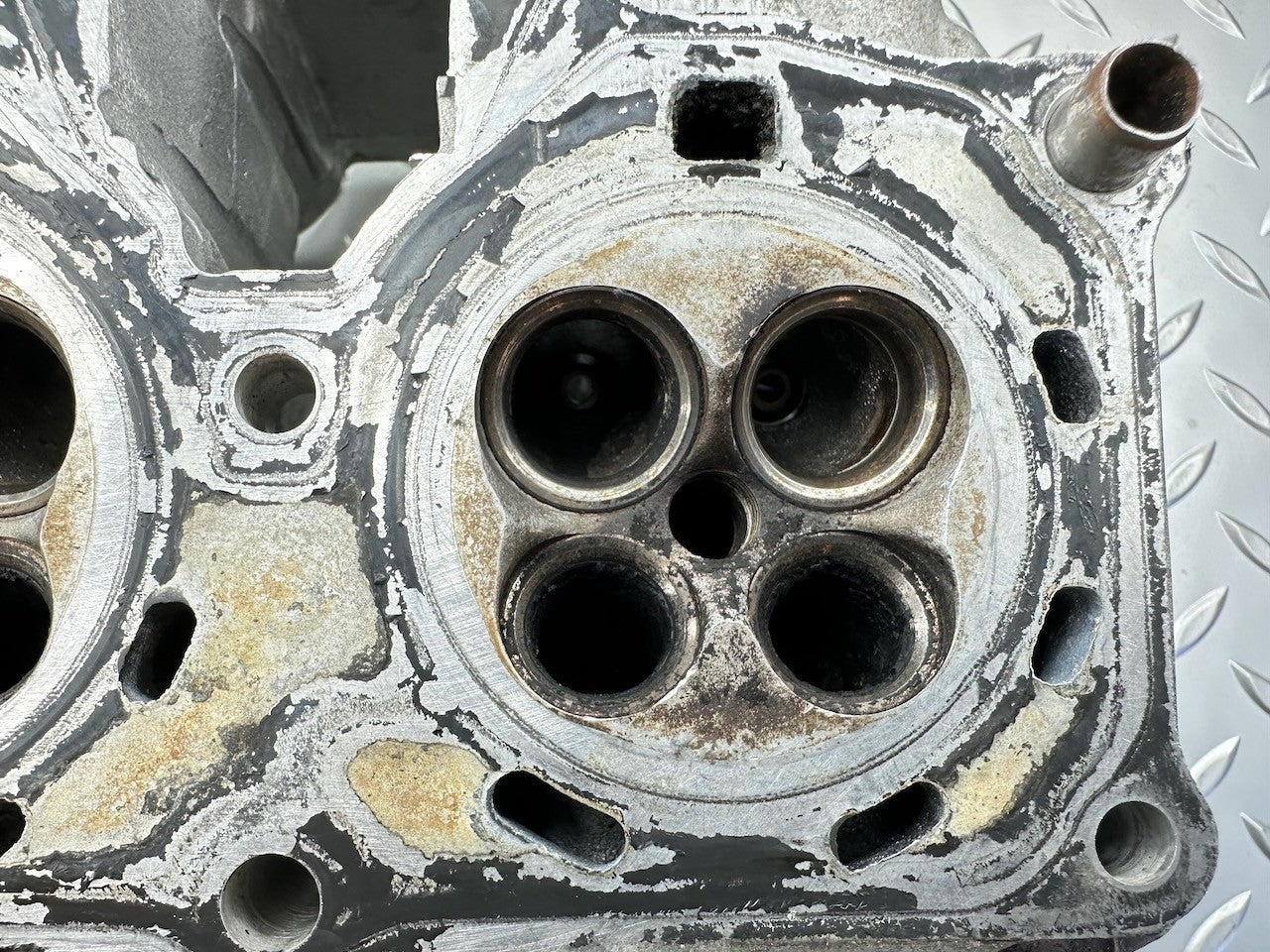 Honda CBR250R MC19 KY1 Cylinder Head