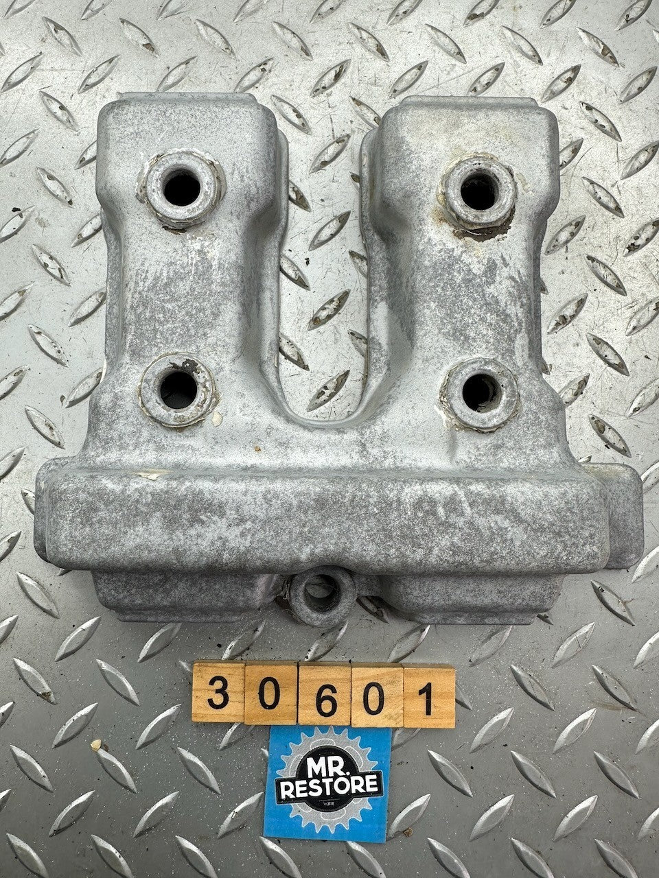 Yamaha SRX250 1983 XT350 XT250 TT350 Cylinder Head Cover 30X-11191-01