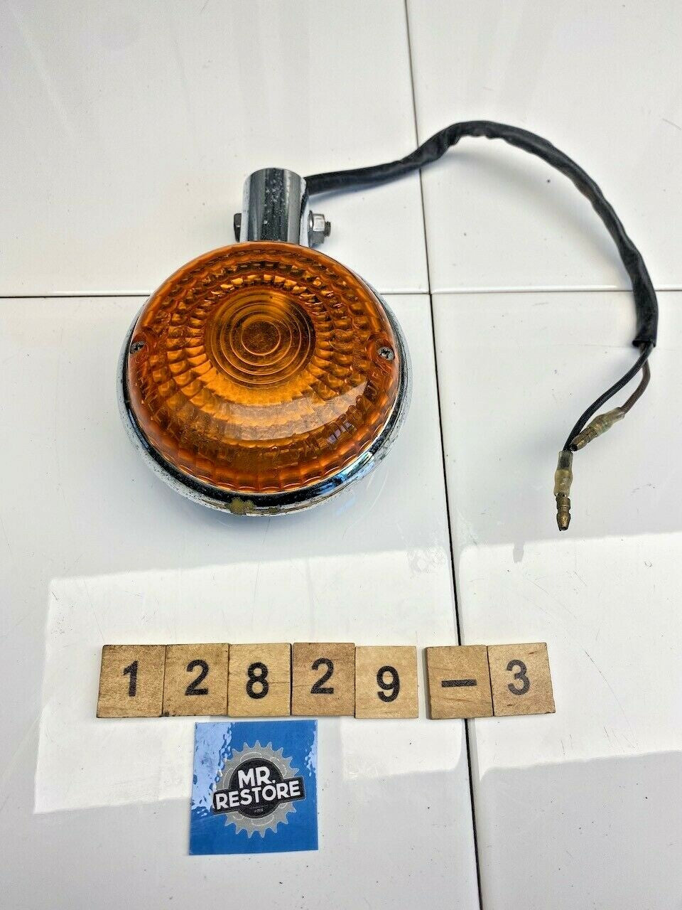 Yamaha XV 250 535 750 1000 OEM Indicator with Stanley Lens (tested)