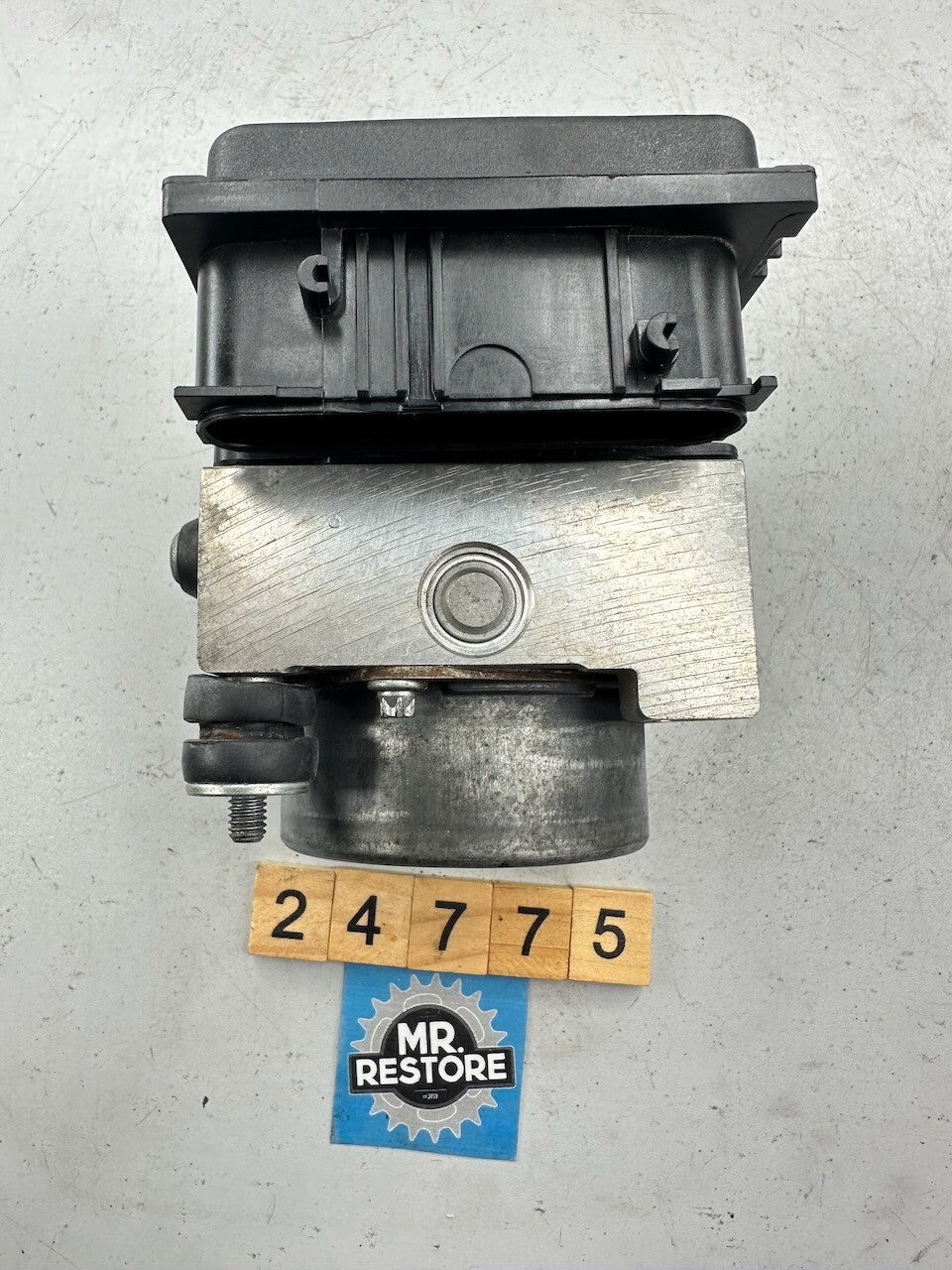 BMW G650GS 2008-16 ABS Pressure Modulator (low ks) 34517728528