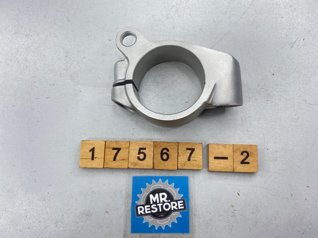 Kawasaki ZXR250C ZX250 1991-99 R/H OEM Handle Bar Clamp - Vapour Blasted