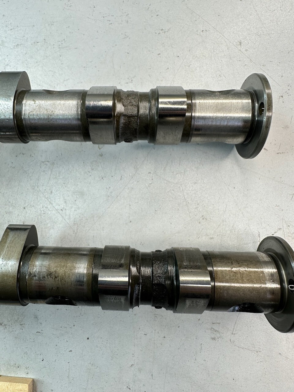 Yamaha YZF600R Thundercat 1996-03 In & Exhaust Camshafts 4JH-12181  4JH-12171-01