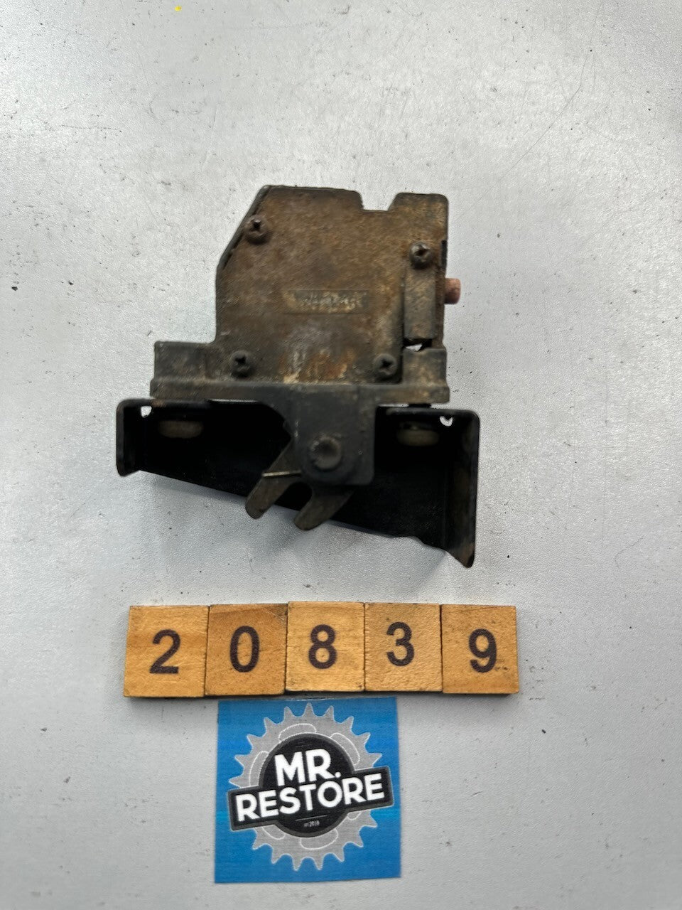 Kawasaki Z440 KZ440 Z400 KZ400 Z250 KZ250 Helmet Lock & Bracket (no key)