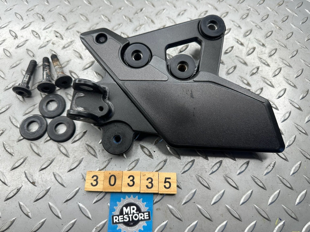 Kawasaki KLZ1000 Versys 1000 2019 Left Foot Rest Peg Step Bracket 35063-1445-18R