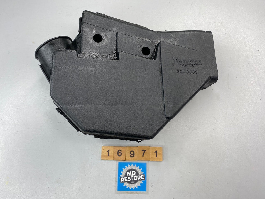 Triumph Speed Triple 900 (Carb) R/H Auxiliary Chamber & Intake Silencer 2200006
