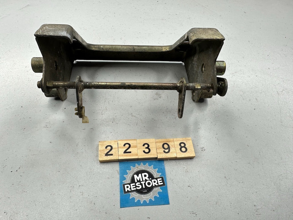 Kawasaki GPZ1000RX ZX1000 1986-88 Tail Grip Bracket 11044-1172