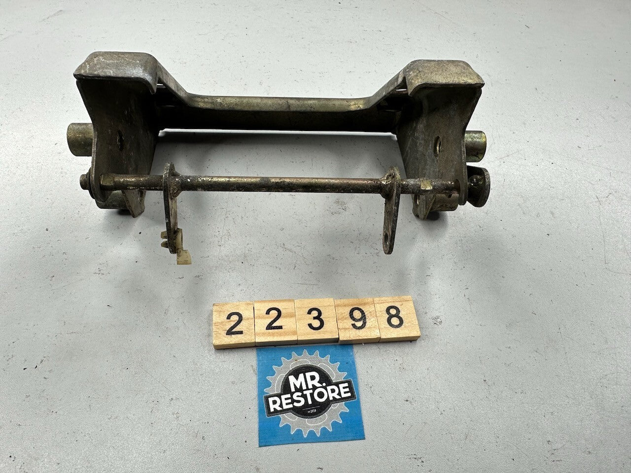 Kawasaki GPZ1000RX ZX1000 1986-88 Tail Grip Bracket 11044-1172