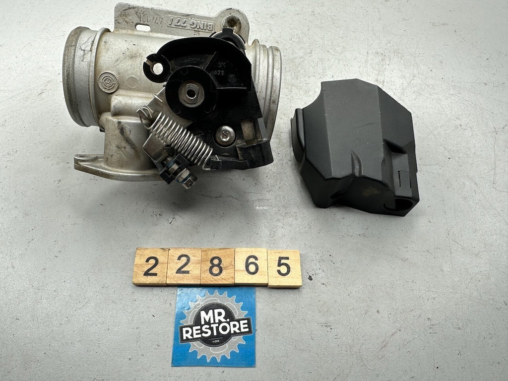 BMW R1200GS / ADV R1200ST R1200R HP2 Left Throttle Valve Housing 13547672731