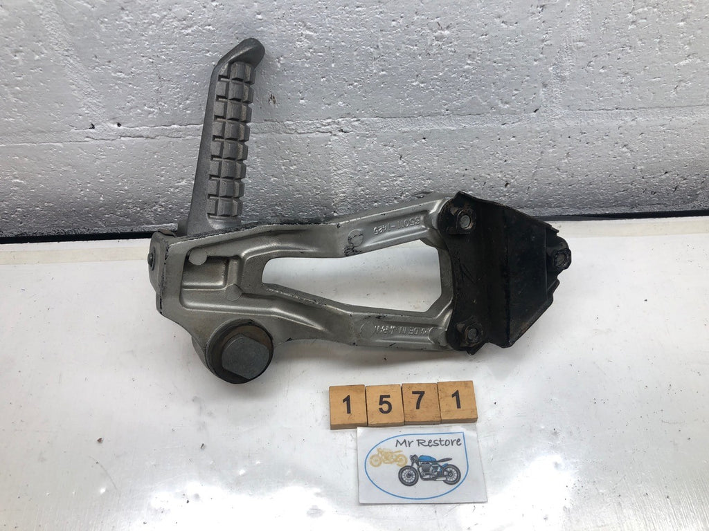 KAWASAKI ZX10 L/H Pillion Bracket Exhaust mount assy 88-90 35011-1425