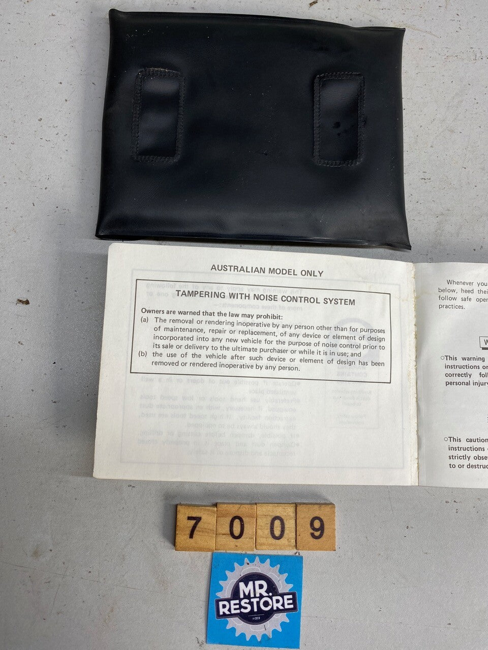 Kawasaki GPZ500S GPZ400S EX500 A4 B3 Australian Owners Manual & Pouch