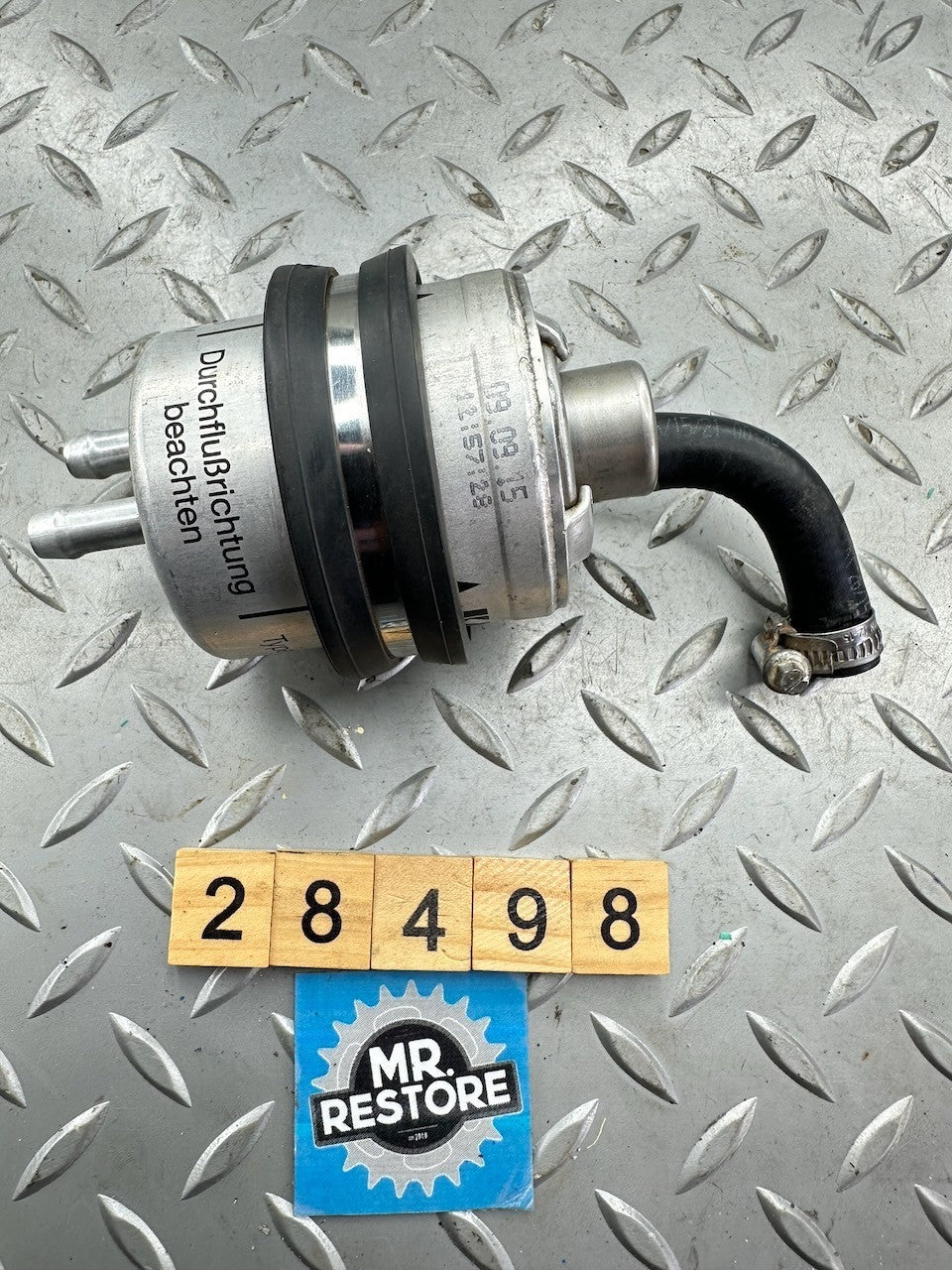 BMW G650GS 2008-16  F650GS 1999-07 Fuel Filter With Pressure Regulator & Clamp