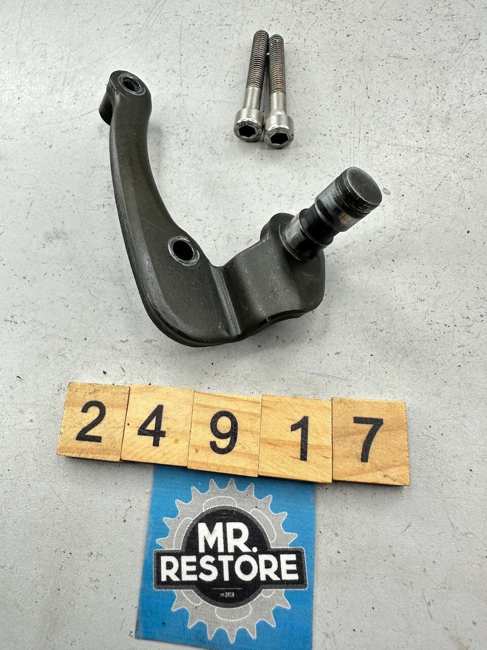Yamaha V-Max 1200 VMX12 '85-03' Gear Shift Pedal Bracket