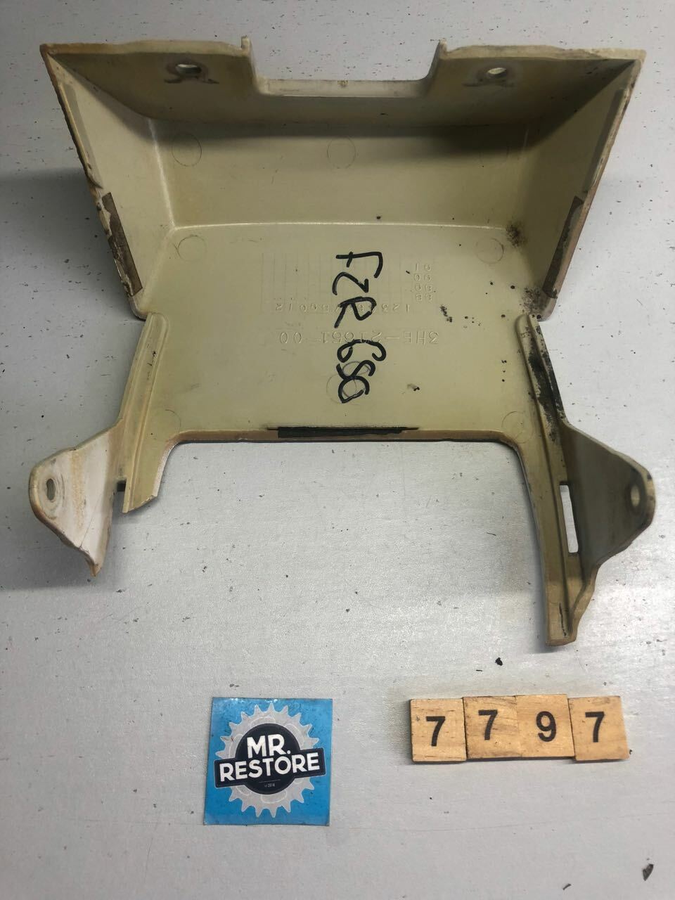 Yamaha FZR600 Tail Piece 3HE-21651-00