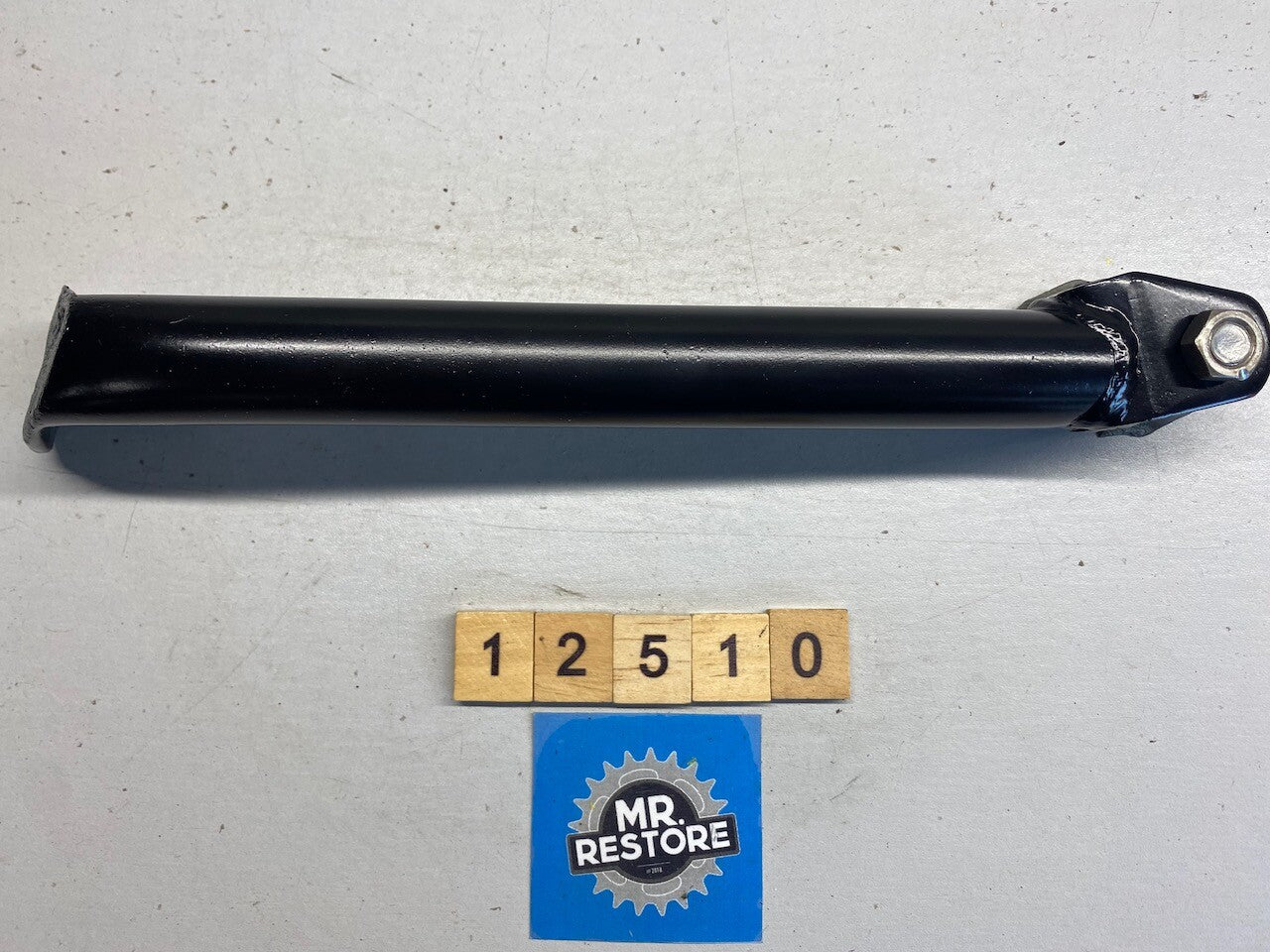Suzuki GSX250 (early) Side Stand, & Bolt - Reconditioned