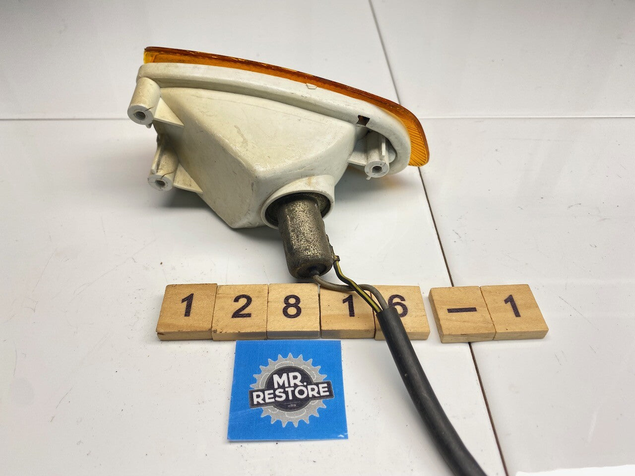 Kawasaki ZZR1100 ZZR600 R/H Indicator Assy OEM