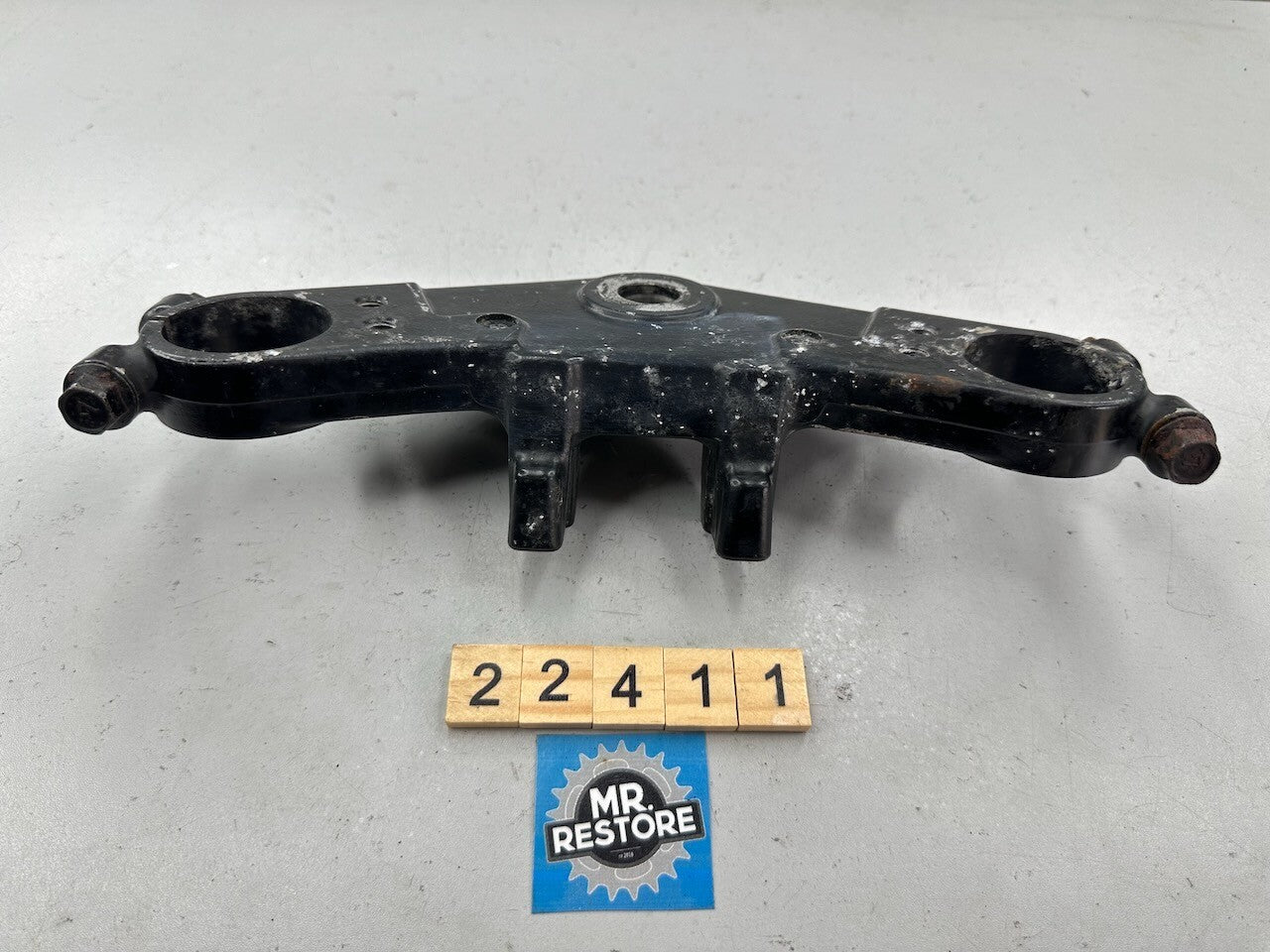 Kawasaki GPZ1000RX ZX1000 1986-88 Upper Triple Tree Fork Clamp 44039-1125