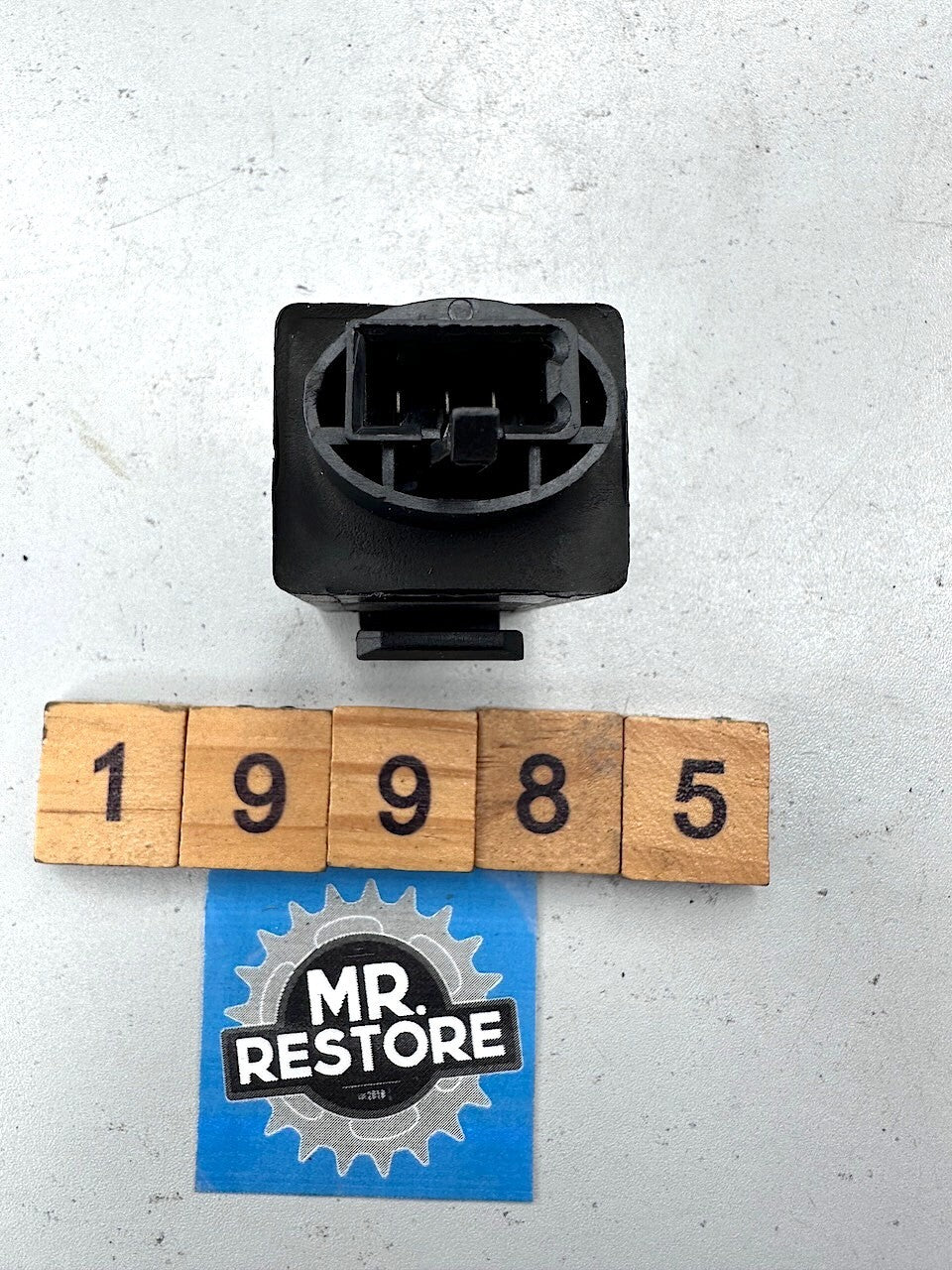 Honda CBR250RR MC22 CB1100 VFR750 VTR250 RVF400 NSR250 Turn Signal Relay