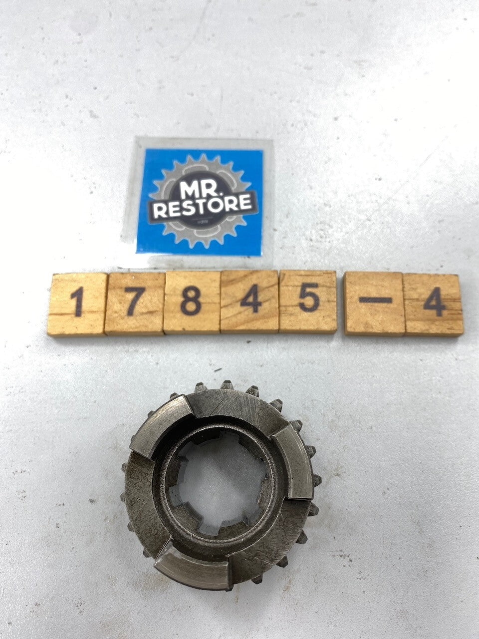 Yamaha SR500 SR400 XT500 TT500 Transmission 3rd Pinion Gear 583-17131-02