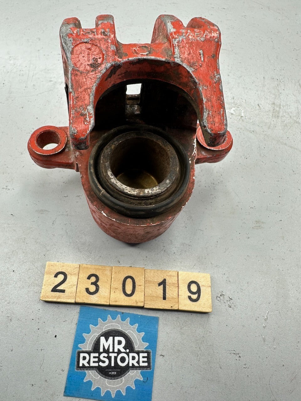 Suzuki GS650 GS550 Katana Front Right Brake Caliper & Bracket 59100-49010