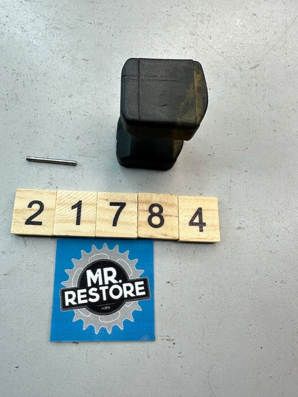 Yamaha TY250 RD200 RD125 XT125 DT80 SR185 Carburettor Float & Pin 367-14385